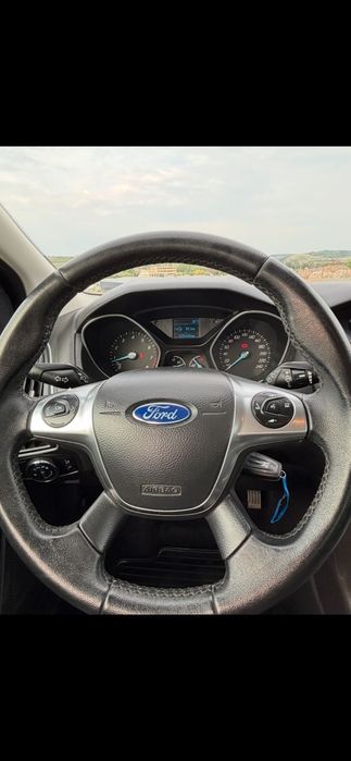 Vând Ford Focus 3