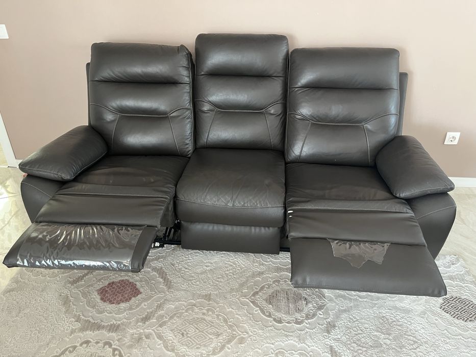 Триместен, двуместен диван и фотьойл