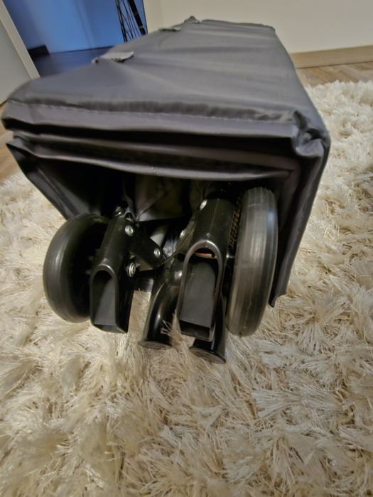 Patut pliabil Petite&Mars