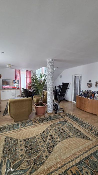 Casa cu mansarda  – Zona Aquastar, str. Gorunului