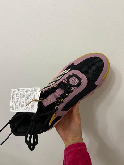 Adidas кроссовки