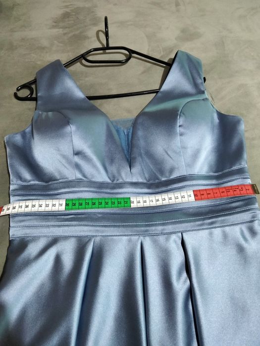Rochie noua, tafta, marimea 42