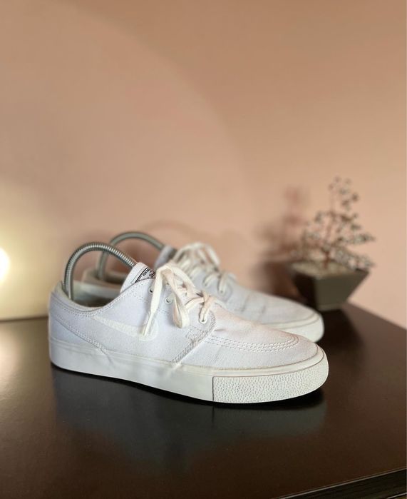 Nike Sb Zoom Janoski White