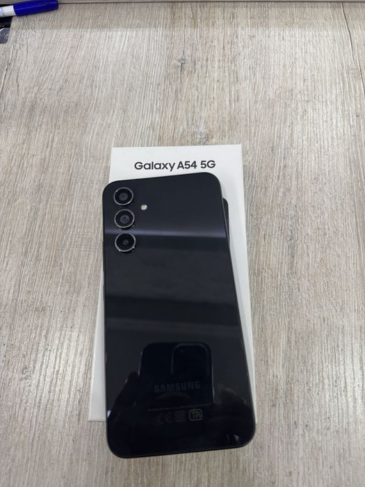 Samsung A54 5G.