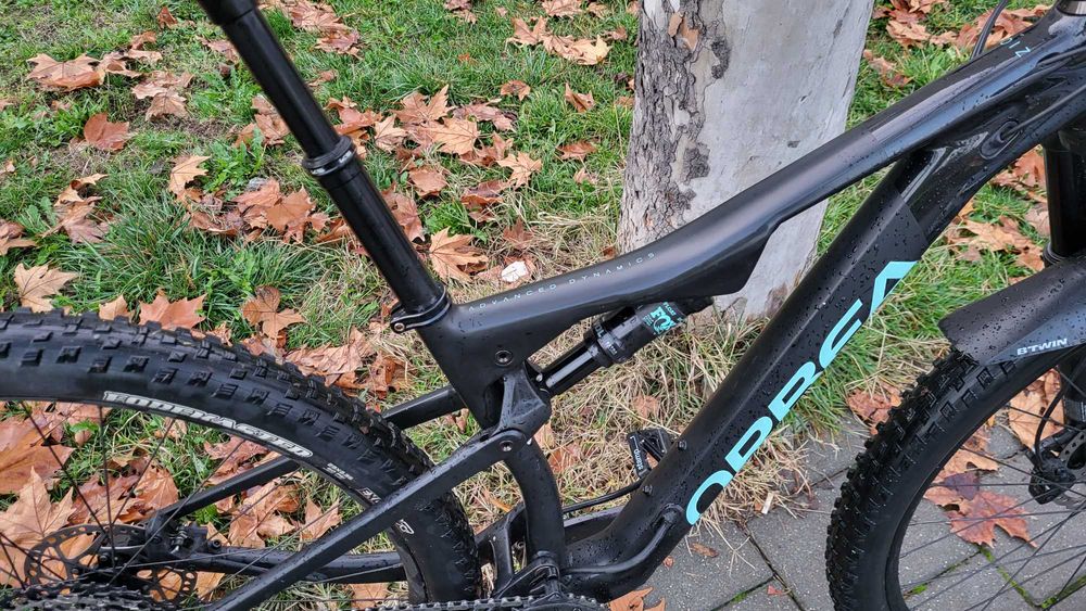 Orbea Oiz H10 full suspension