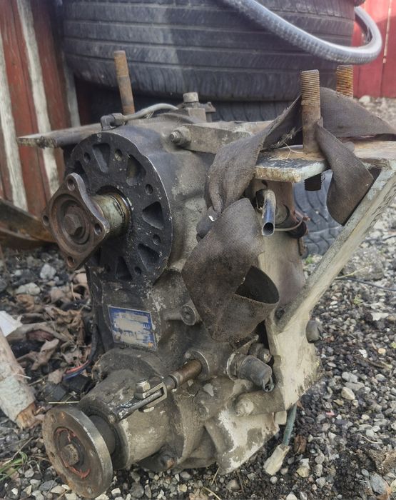 Reductor pentru autoutilitare