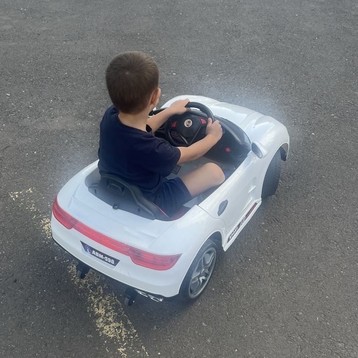 Машина на пульте управления