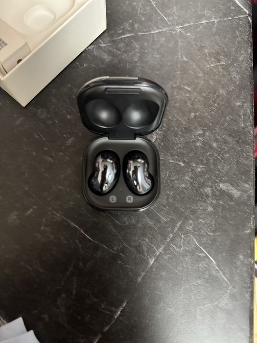 Наушники без проводные Samsung