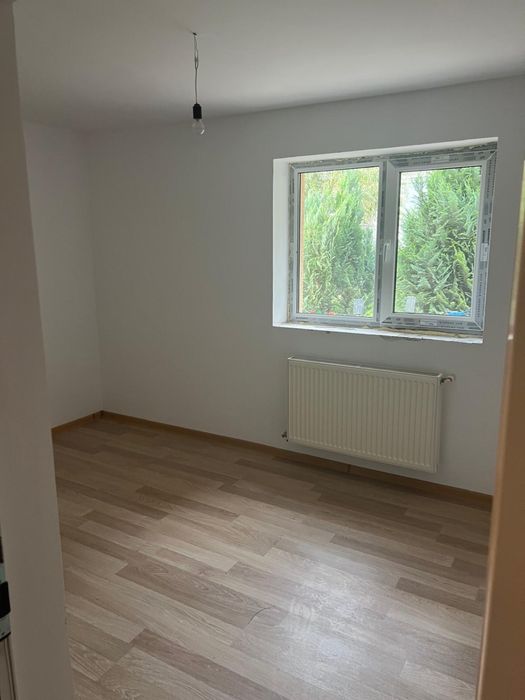 De inchiriat - Proprietate completa 4 apartamente pentru muncitori
