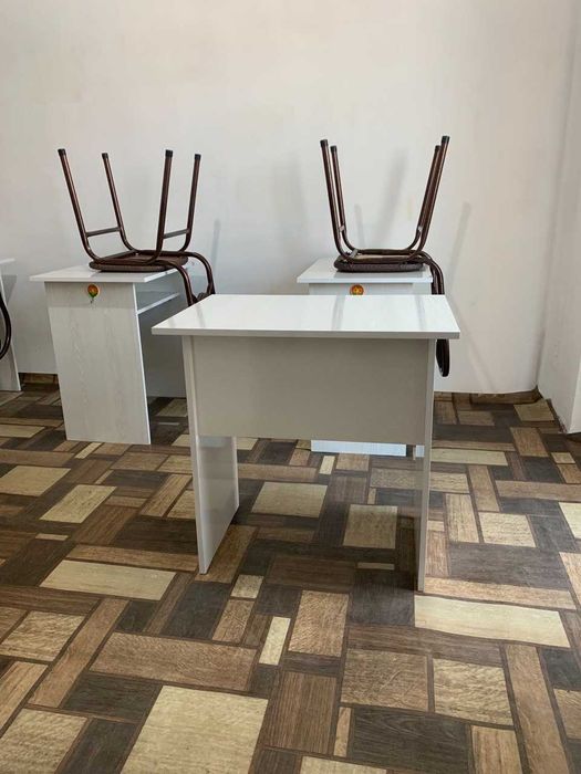 Oquv markazlari uchun stol stullar partalar