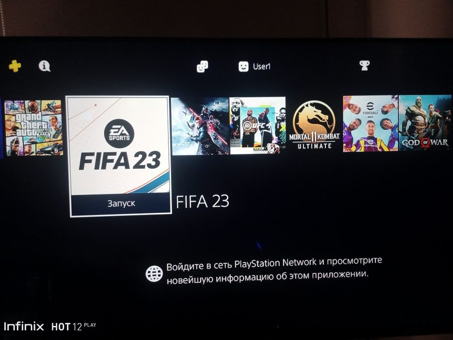 Play station 4 slim 1 TB