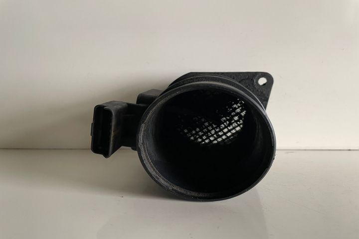 Debitmetru aer  7700109812 Renault   seria