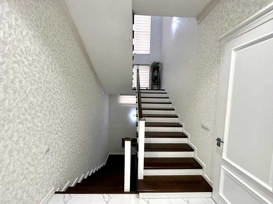 Сдаётся ДОМ (можно под офис)
Ориентир - Шахристанская Чинабод