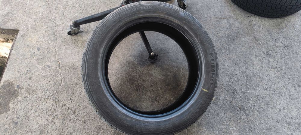 Летни гуми KUMHO CRUGEN HP71 235/55 R20 102H