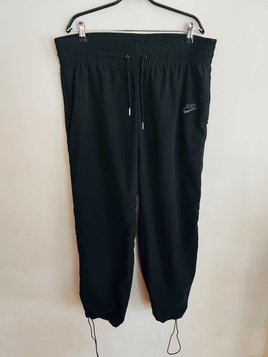 Дамско долнище Nike