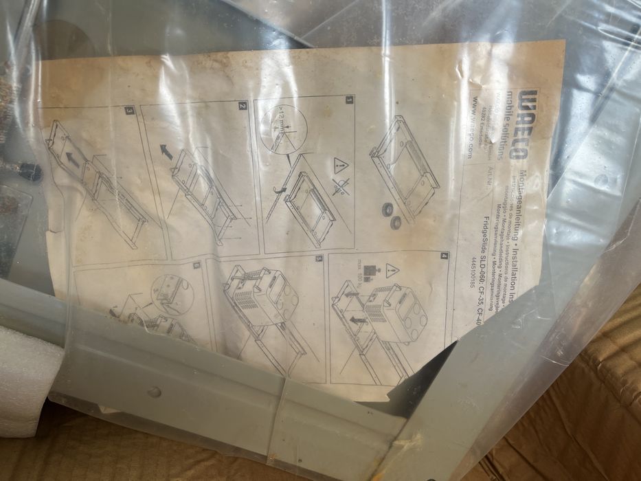 Slider raft glisant DOMETIC