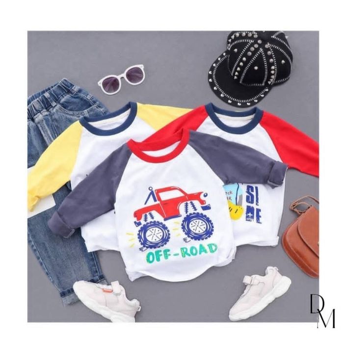 Продам детские вещи