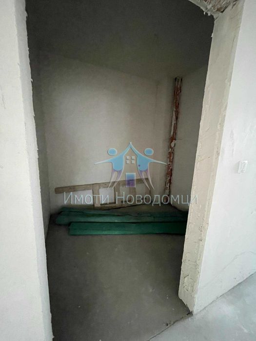 Продава се Тристаен апартамент в Шумен, Пазара - 135 кв.м за 1060 €/кв.м - Снимка #5