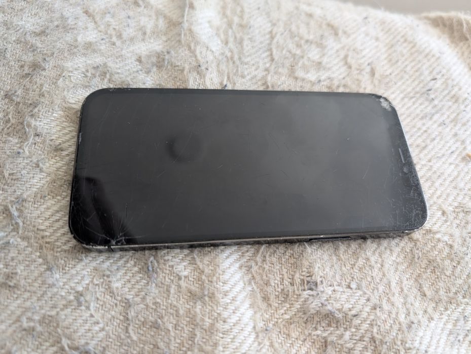 Iphone 12 pro, 128gb, 71%, touch problems