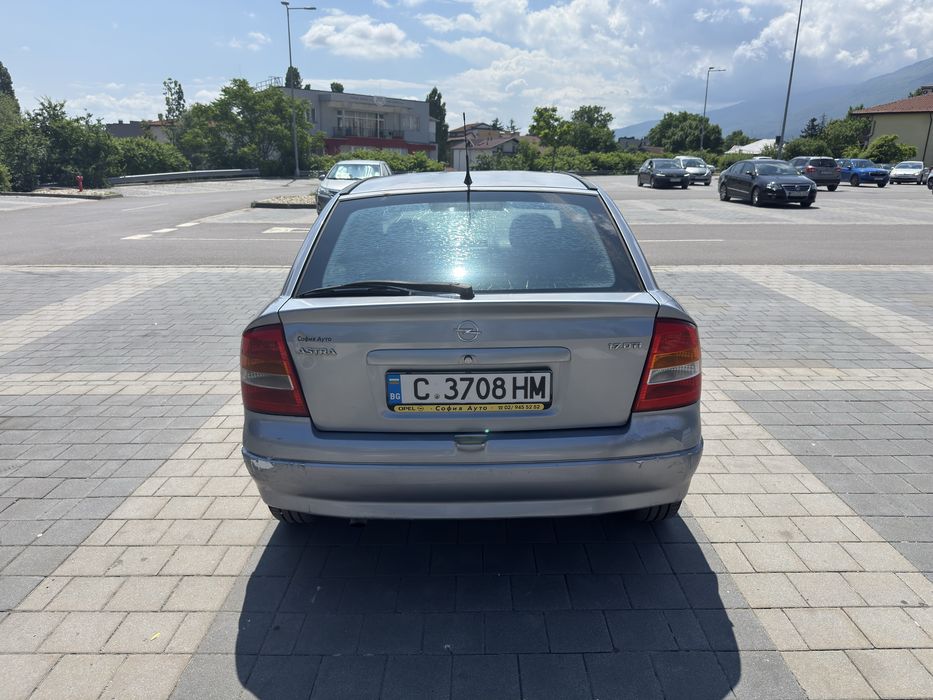 Опел Астра Г.