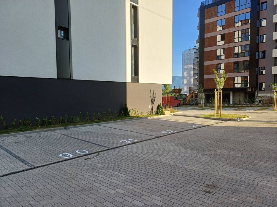 Дава се под наем Гараж / Паркомясто в София, Люлин 5 - 13 кв.м за 56.1 € - Снимка #1