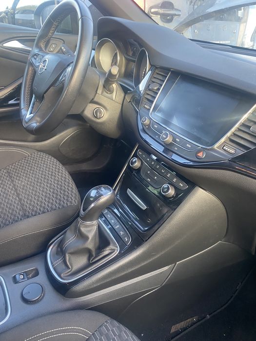 Injectoare Opel Astra K 1.6 cdti 2017