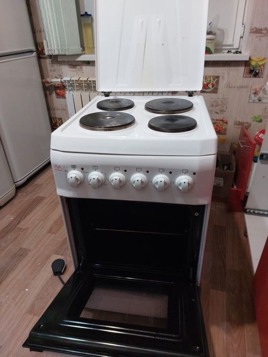 Рабочий элктроплита