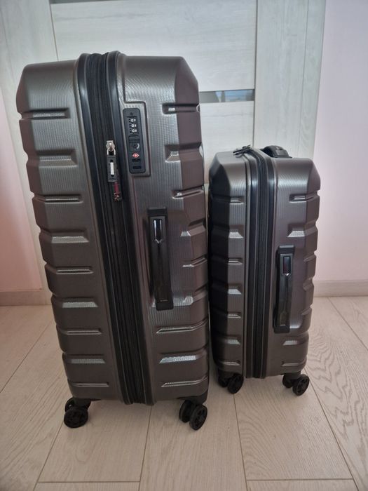 Комплект куфари на Samsonite - нови