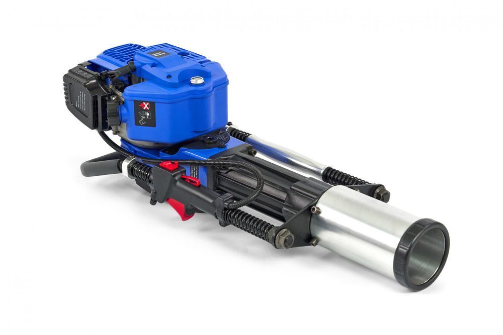 dispozitiv pentru batut stalpi cu motor pe benzina 52cm3 2cp hbm