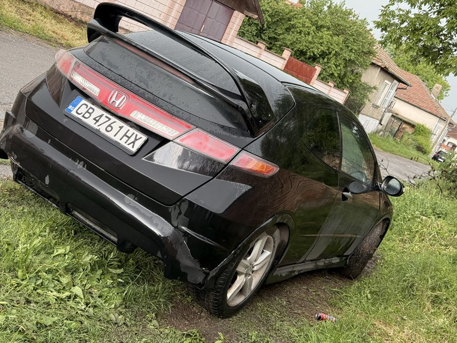 Honda civic 2010 , 2.2 140 коня на части