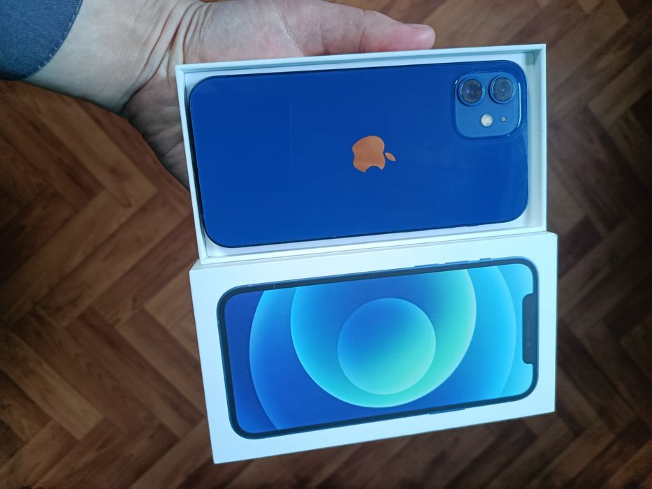 Продам Apple iPhone 12