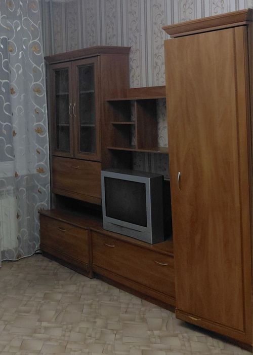 Продам стенку в хорошем состоянии