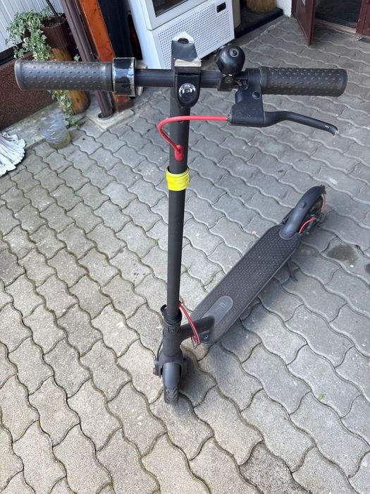 Trotineta electrica Mi electric scooter Pro