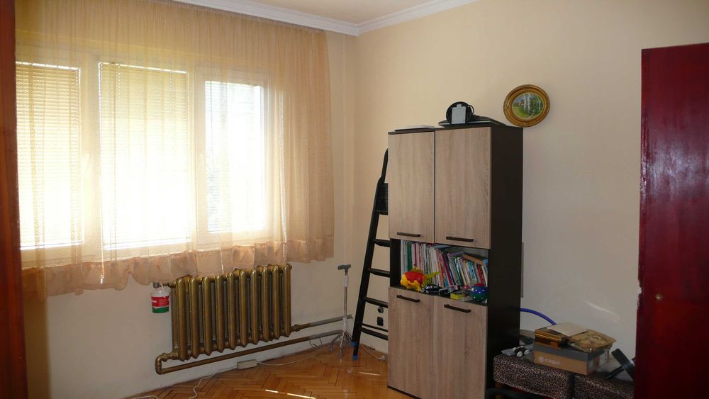 Борово двустаен, слънчев