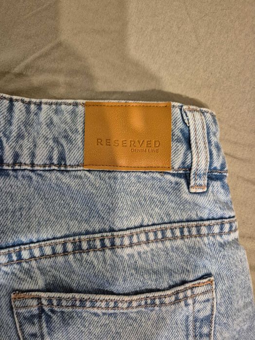 Pantaloni reserved, marimea 146