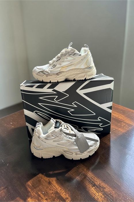 Off white be right back