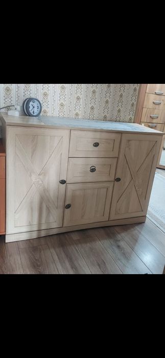 Продам спальный гарнитур