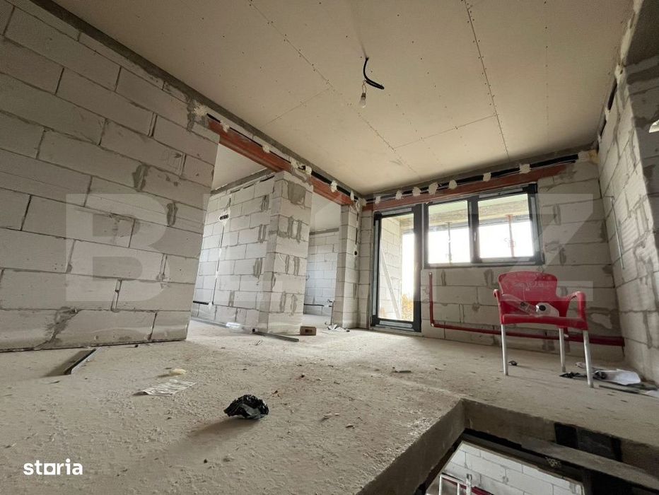 Casa de vanzare , zona Uriu, teren de 30 arii