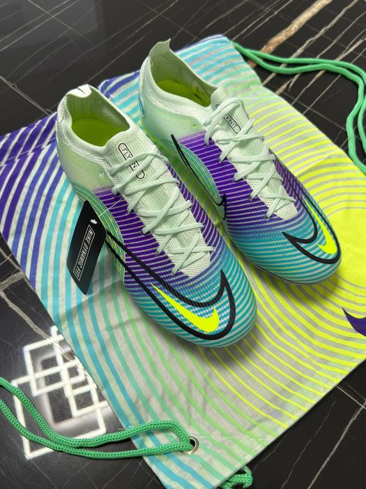 Ghete de fotbal Nike