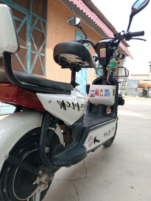 Электроннй скутер