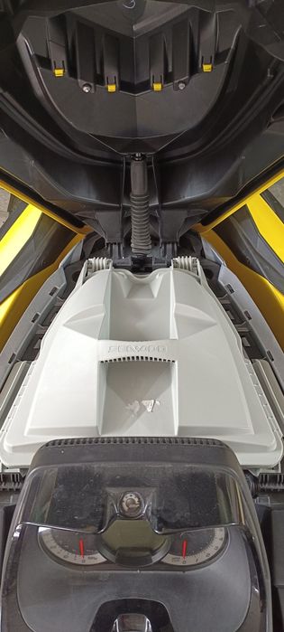 Гидроцикл BRP RXT 260 is