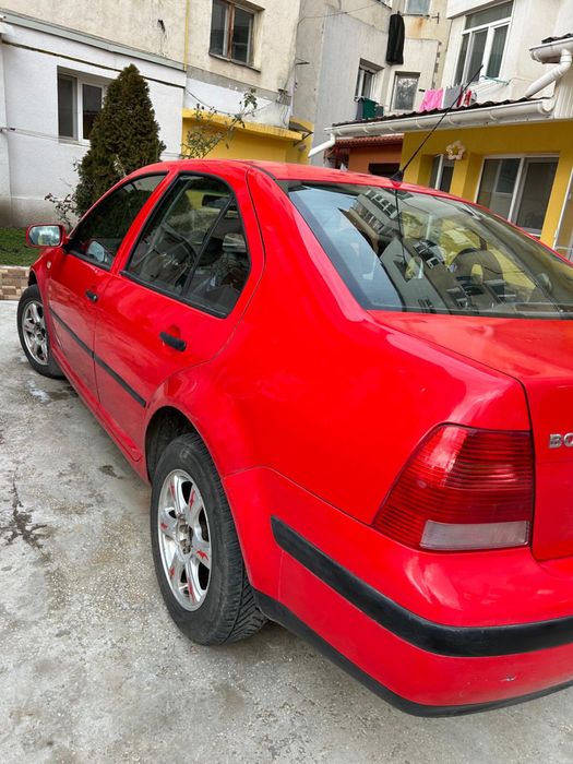 Volkswagen Bora 2001 benzină, 1.294 € — imagine 2
