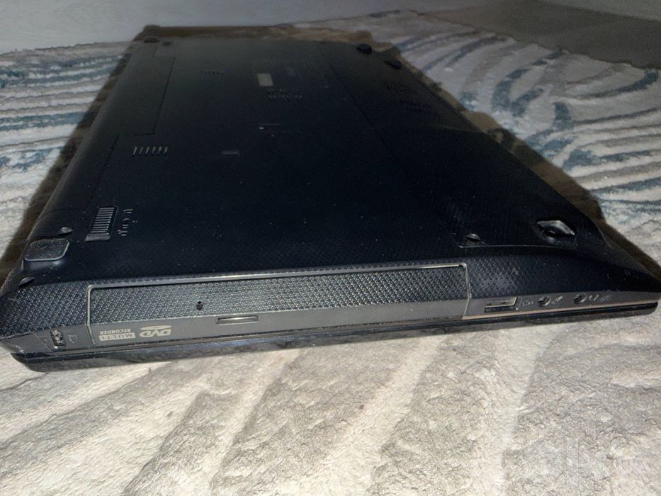 Ноутбук ASUS 2012