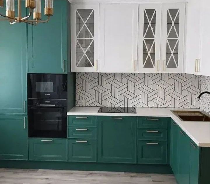 Покраска дверей на месте