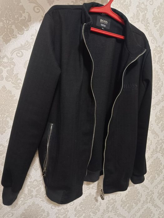 Срочно продам оригинал BOSS мужской спортивка