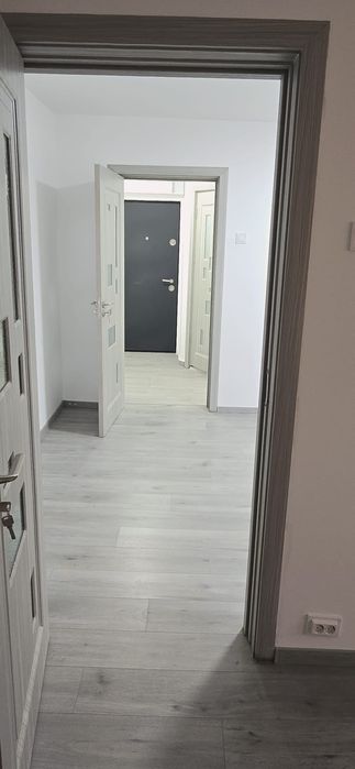 Vânzare apartament cu 2 camere str Cameliei  nord Ploiești