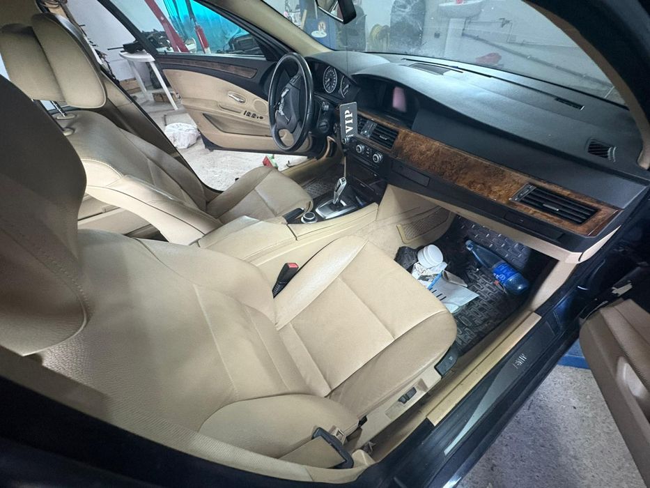 Dezmembrez bmw e60 lci  2008 n47 177cp