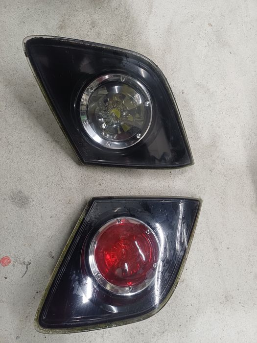 Стопове за мазда 3 хечбек 2006 година