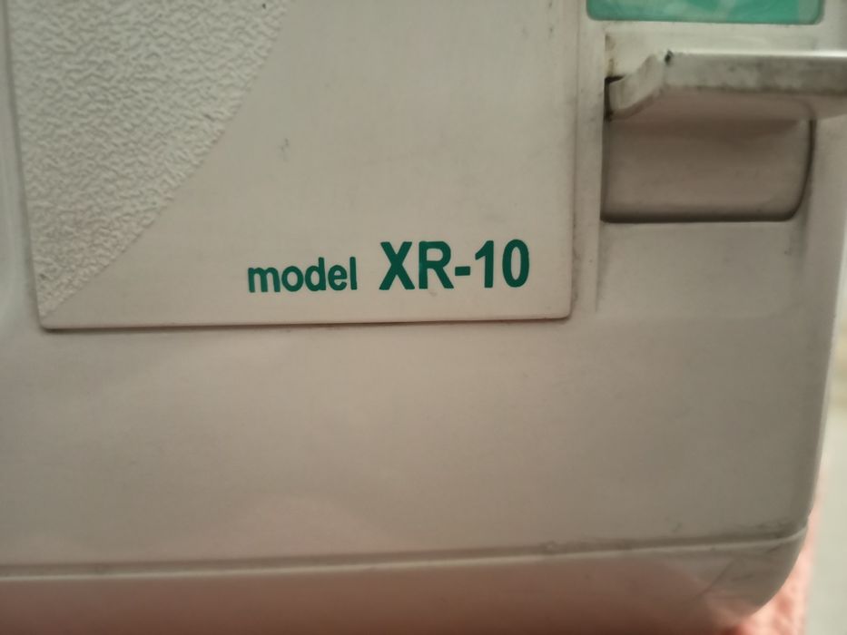 Швейная машина продам