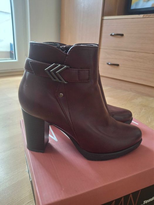 Затворени обувки